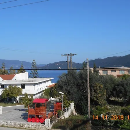 Labrini's House Apartment Sami (Kefalonia)